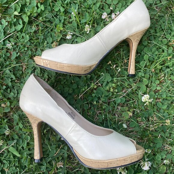 Open Toe Platform Pump, Women's Size 2.5, Cream - Picture 2 of 7